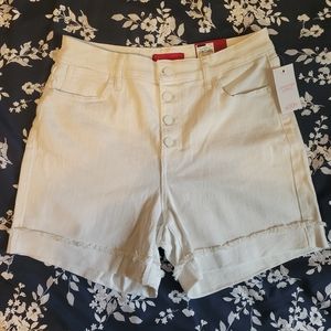 Jennifer Lopez Curvy High Rise Short